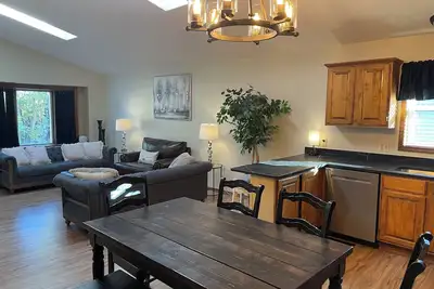 Image de Spacious 5-bedroom house with WiFi, Ac in charming Arvada