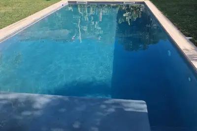 Image de villa 200 m2 + appartement 45 m2 dans un superbe jardin exotique avec piscine