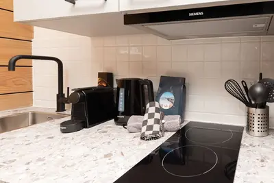 Image de Bel appartement pour 2 personnes avec Wifi, Tv, patio et parking