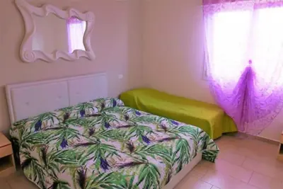 Image de Appartement confortablement meublé près de la mer