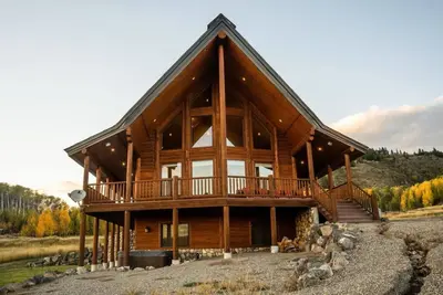 Image de Warm River Butte Lodge
