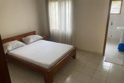Image de Chambre Avec Douche Et Toilettes