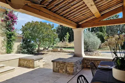 Image de Gite au coeur des Alpilles - lemasdeslauriers@gmail. com