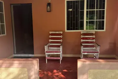 Image de Charming 1-Bedroom House in Beautiful Boston Bay with WiFi, Ac