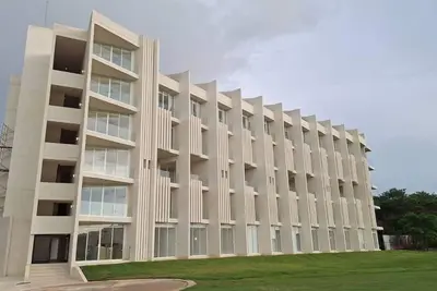 Image de Private condo at the Campeche Country Club where adventure and relaxation await.