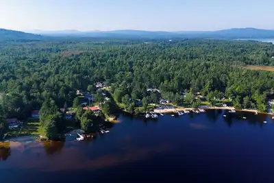 Image de Spacious Ossipee Waterfront House Perfect for Activities & Entertainment