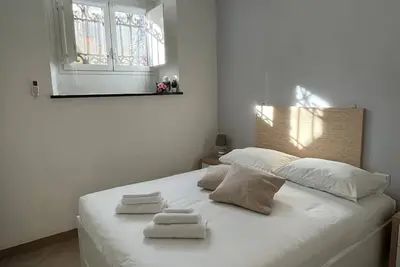 Image de Along The River: Brand new apartment, quiet and comfortable