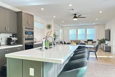 Spacious 4-Bedroom Retreat in Irvine