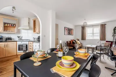 Image de The Point, 2 Bed Flat, Parking - Pass the Keys