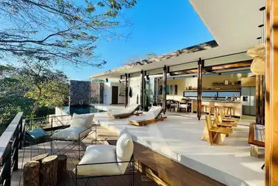 Image de Charming 3-bedroom house with with private pool, in amazing Marbella