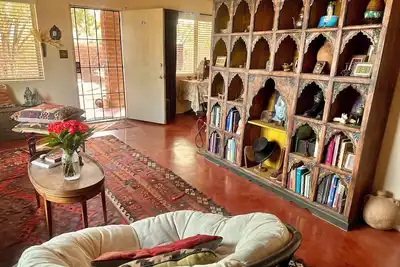 Image de Charming furnished 2br sanctuary with WiFi & off-street parking in Menlo Park,