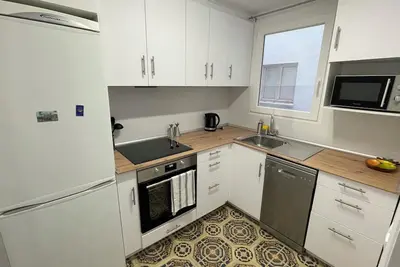 Image de Newly renovated apartment on the beach