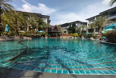 Image de Elegant Beachfront Oasis: 235sqm Luxury Apartment at Pearl of Naithon