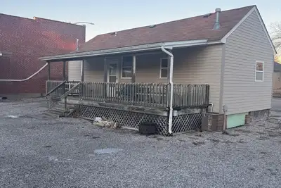 Image de Cozy 2-bedroom cabin with Small Town Charm and Convenience