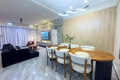 Image de staroot modern Heaven palace with a view, spacious for a family setup, 3bed big