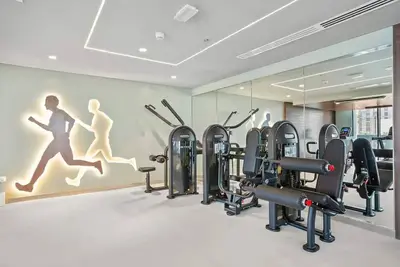 Image de Montroyal Tranquil 2br Dubai Creek Edge Sea View