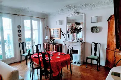 Image de Elégant appartement de 75 m2 aux Batignolles (75017) pour 4 personnes