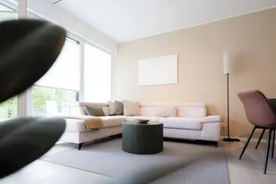 Image de LaMiaCasa Family-Business-Airport-Fair-Uni-Base