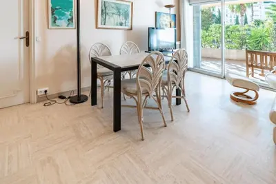 Image de Agréable 2 pièces Pointe Croisette