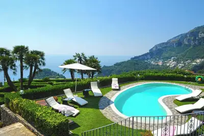 Image de Villa Great views on the sea and pool!