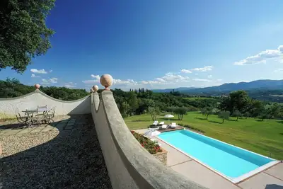 Image de Villa Ruota with views on the Tuscan countryside