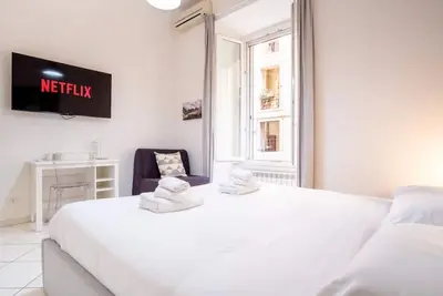 Image de Elegantis. it Giolitti Suite Apartment with Private Balcony