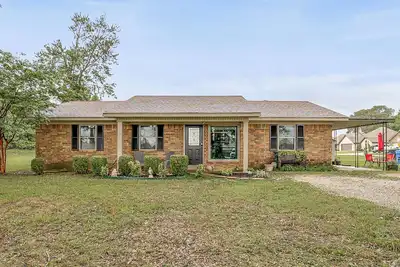 Image de 3 Bedroom, High-Speed WiFi, Work Station, Fire-Pit, Towel Warmer! Enjoy!