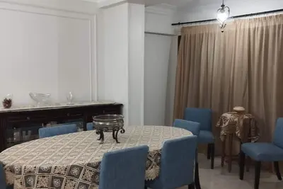 Spacious 3-bedroom corporate apartment in amazing Cairo with WiFi, Ac
