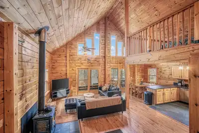 River’s Bend -  Riverfront Bretton Woods Cabin