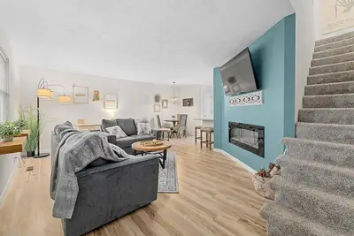 Image de Tranquility Townhome - Near Sioux Falls, Sd