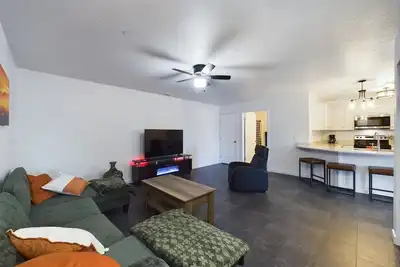 Image de Delightful Centrally Located Condo in Kellogg Idaho Offering Comfort and Style.