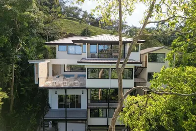 Image de Brand New: Casa Rambutan where Luxury meets Nature