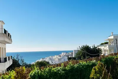 Image de Complete BrisaMarVilas: Sea view, 5 min Walk to Town & Beach