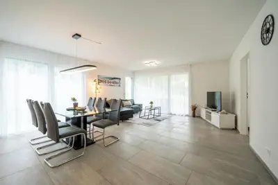 Image de Modern Swiss Apt | spacious garden + parking + hi-speed wifi
