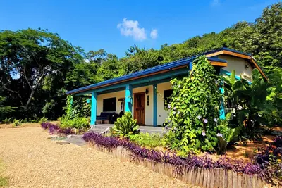Image de The Ruins-New Charming 1-Br house-Onsite Untouched Mayan Ruin-Organic Garden