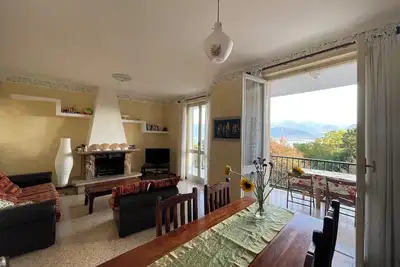 Image de On top of the Lake - Lago Maggiore at your feet