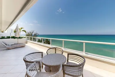 Image de South Bay Beach Club #33 - 3 bedroom 2 bathroom Unit