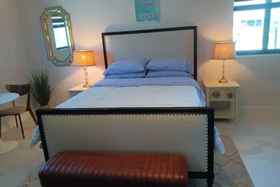 Image de Brand New! CozyStudio near Downtown Venice, Beaches, Legacy Trail.