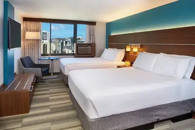 Image de Escape to Waikiki's Family-Friendly Haven | Two Scenic Ocean View Room