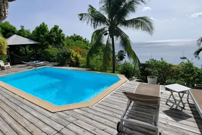 Image de Villa Kaz à Thomy, piscine et Spa Vue mer panoramique baie de Pointe Noire