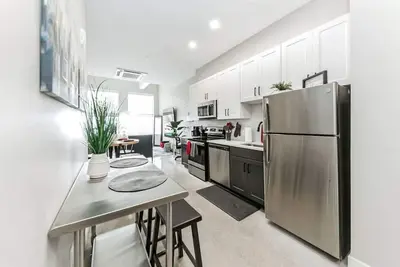 Image de Walk to Bengals, Reds, Free Parking, King Bed, Gym