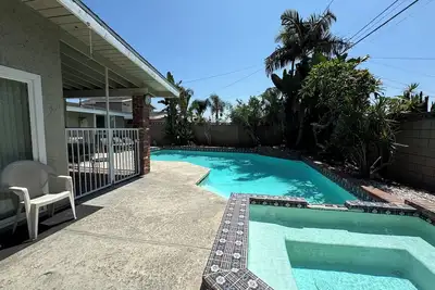 Image de Charming 3-bedroom single house in Anaheim with WiFi, Ac. Close to Disneyland