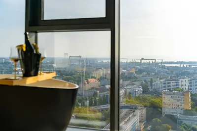 Image de Hanza Tower Original 21st Floor- Sea and City View