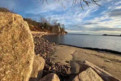 Image de Charming Cottage in the Shadow of Day Mountain