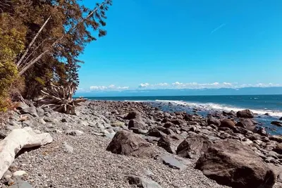 Image de 4-bedroom castle in wonderful Jordan River with WiFi