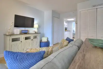 Image de Cozy 1br Ocean View Condo with Balcony at Verandas – Pool, Lazy River, & Steps to Beach!