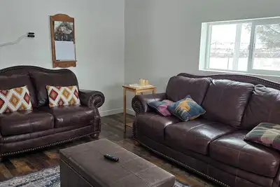 Image de Charming farmhouse at the base of Bell Mountain, hunting area 51, prime location