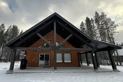 Image de Elk Horn Cabin Rental - Pet Friendly!
