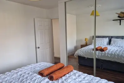 Amani 2-Bed Bungalow - Sleeps 4 - Pet Friendly