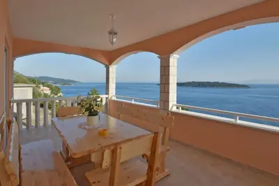 Image de Appartement de deux chambres prés de la plage Prizba, Korcula (A-23712-b)